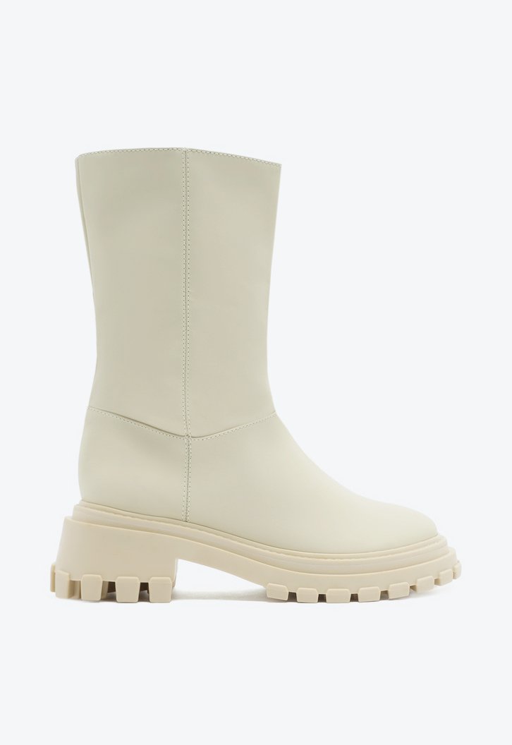 BOTA CREME SCHUTZ CANO MÉDIO SALTO TRATORADO