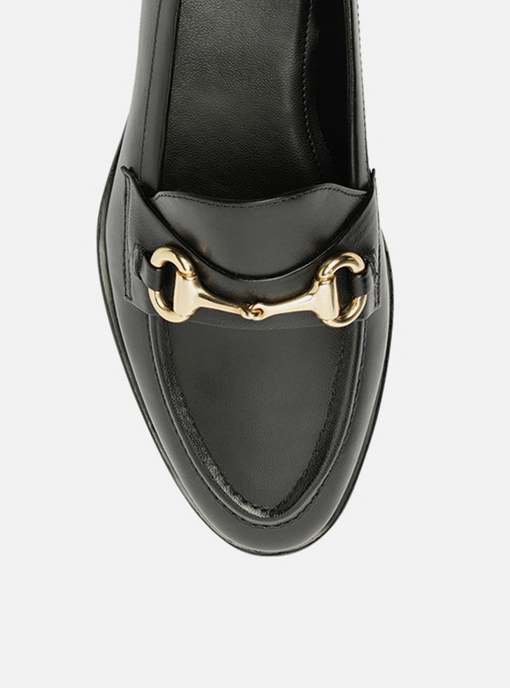 Mocassim Preto Couro Bico Fino Bridão
