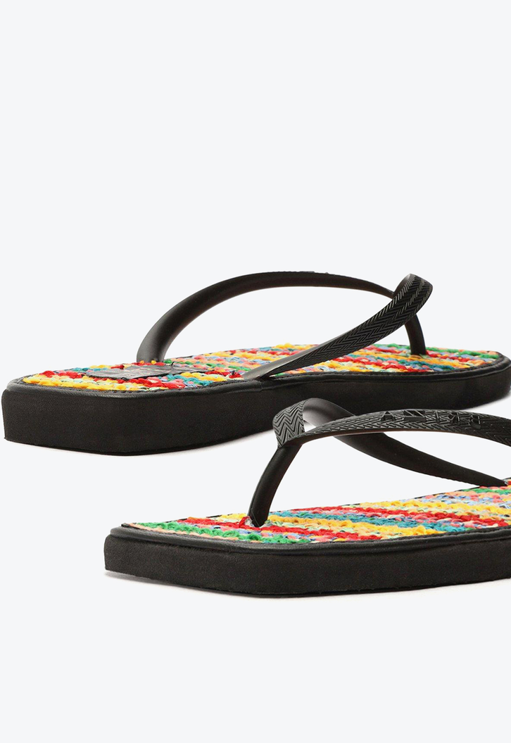 Chinelo De Dedo Preto Brizza Square Crochê