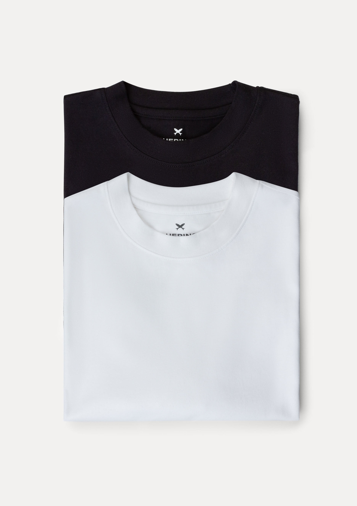 Kit Com 2 Camisetas Preta E Branca Hering Masculinas Básicas Relaxed