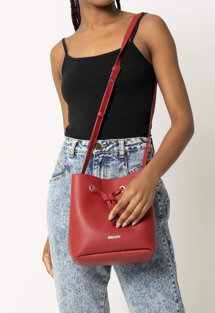 Bucket Vermelha Anacapri Pouch Média