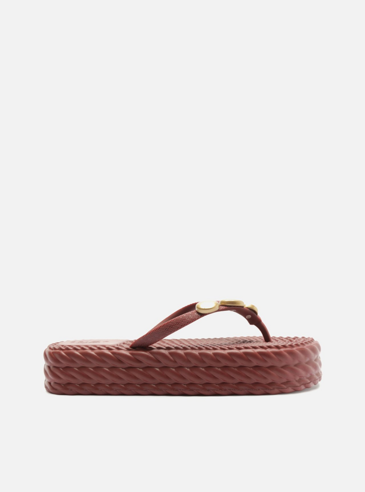 Chinelo de Dedo Vermelha Flatform Metais Brizza