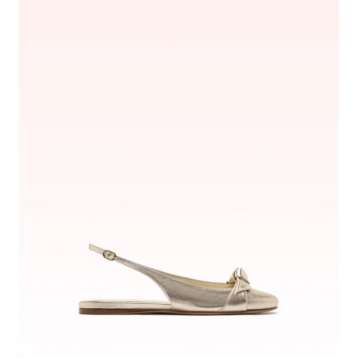 Clarita Arch Flat Golden