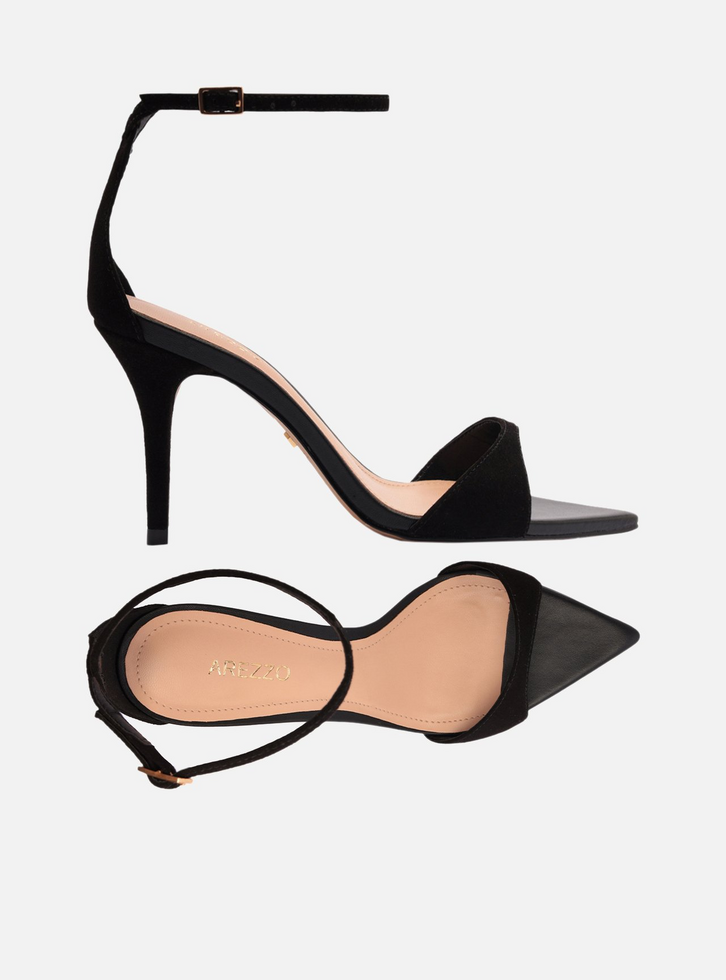 Sandália Preta Acamurçada Salto Médio Tiras