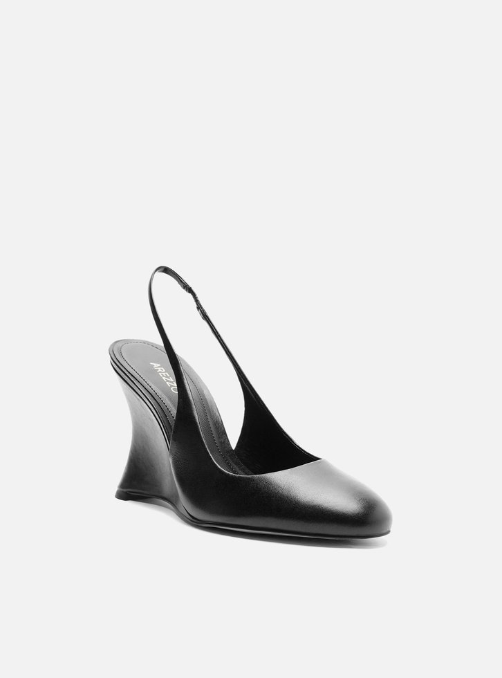 Scarpin Preto Couro Salto Anabela Slingback