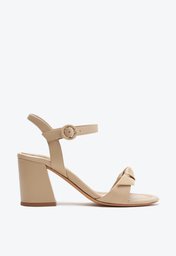 Clarita 75 Flare Nude