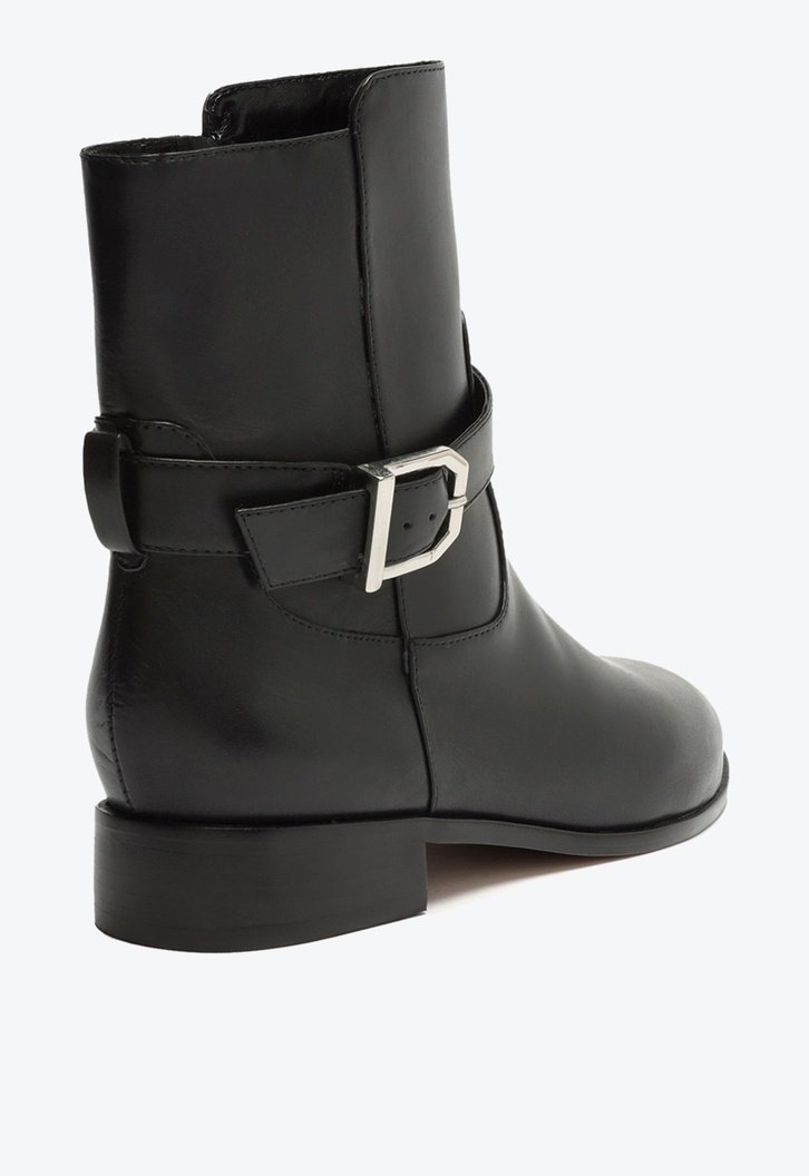 Bota Preta Couro Cano Curto Savannah