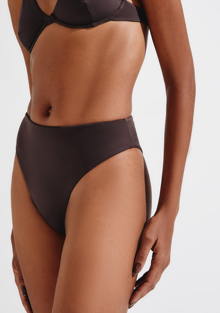 Calcinha Marrom Hering Intimates Biquíni Cintura Alta Com Fio LYCRA