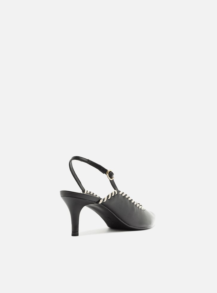 SCARPIN PRETO AREZZO COURO SLINGBACK COSTURA