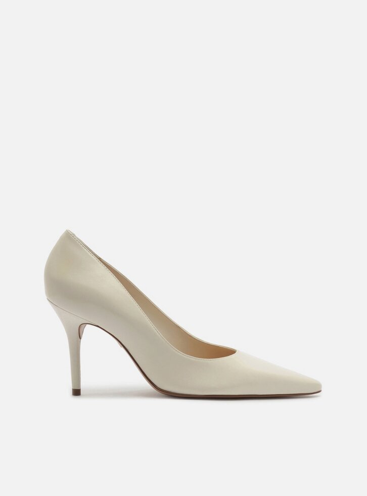 Scarpin Branco Couro Salto Fino Verniz