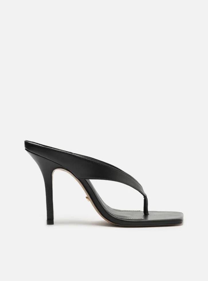 Tamanco Preto Couro Salto Alto Thong