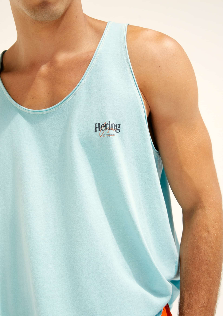 Regata Azul Hering Alongada Com Estampa Hering + Cosmo
