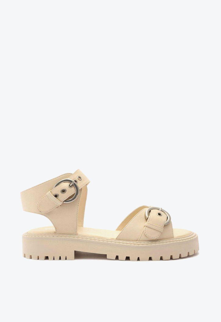 Sandália Off-White Arezzo Salto Baixo Tratorada Fivelas