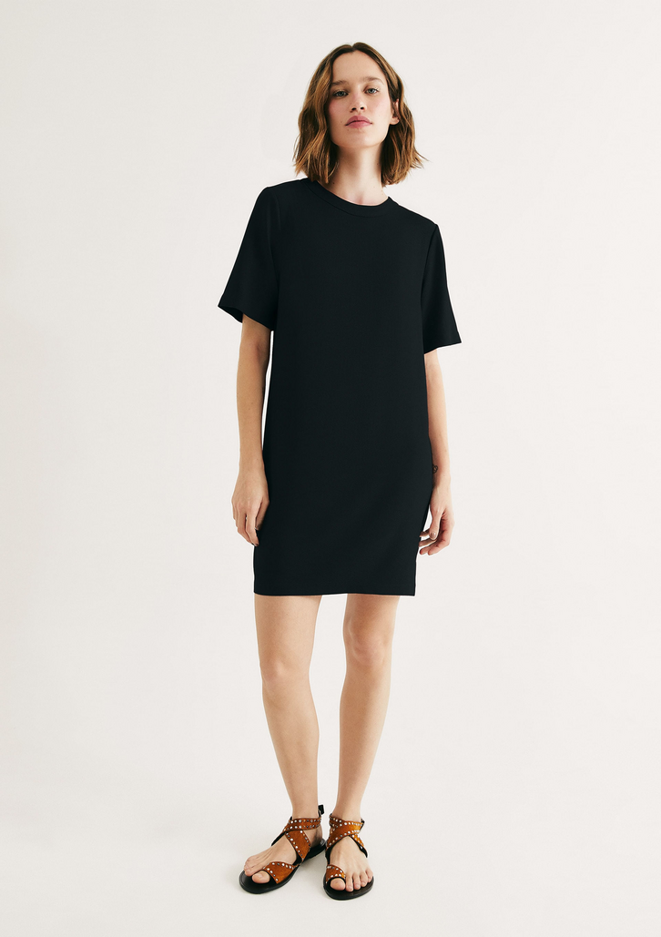 Vestido Hering Preto Curto Em Viscose Creponada