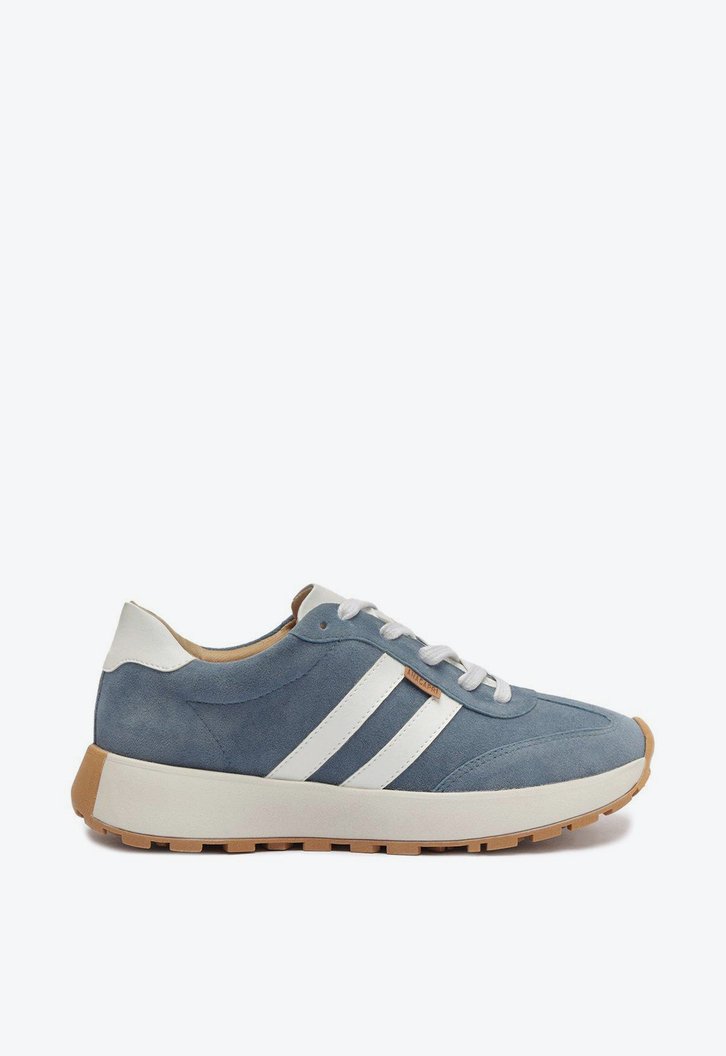 Tênis Azul Sporty Detalhe Lateral