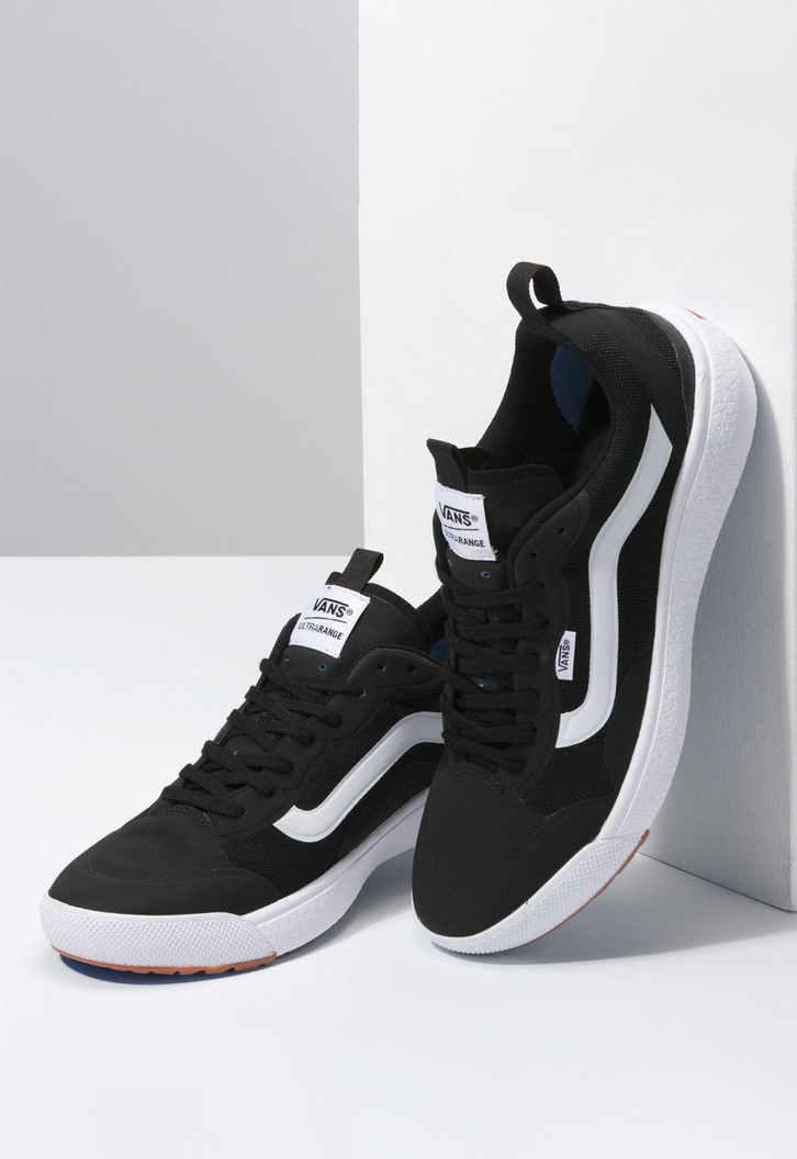 Tênis Vans Ultrarange Exo Black White