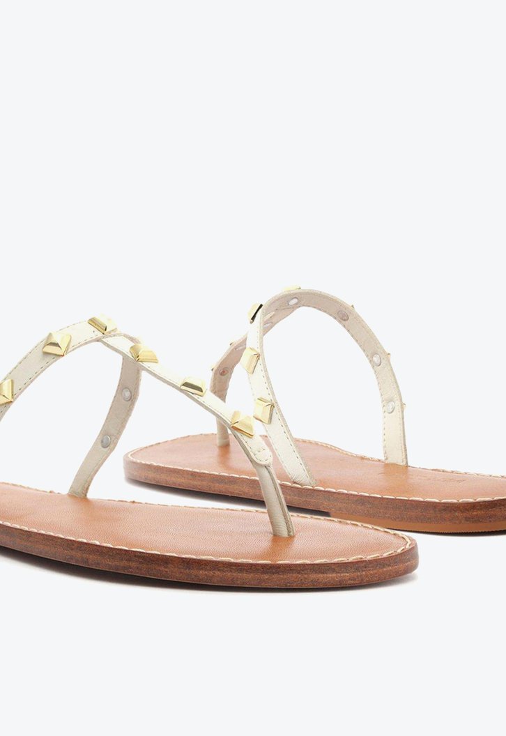 Sandália Rasteira Branca Arezzo Couro Slim Studs Ella