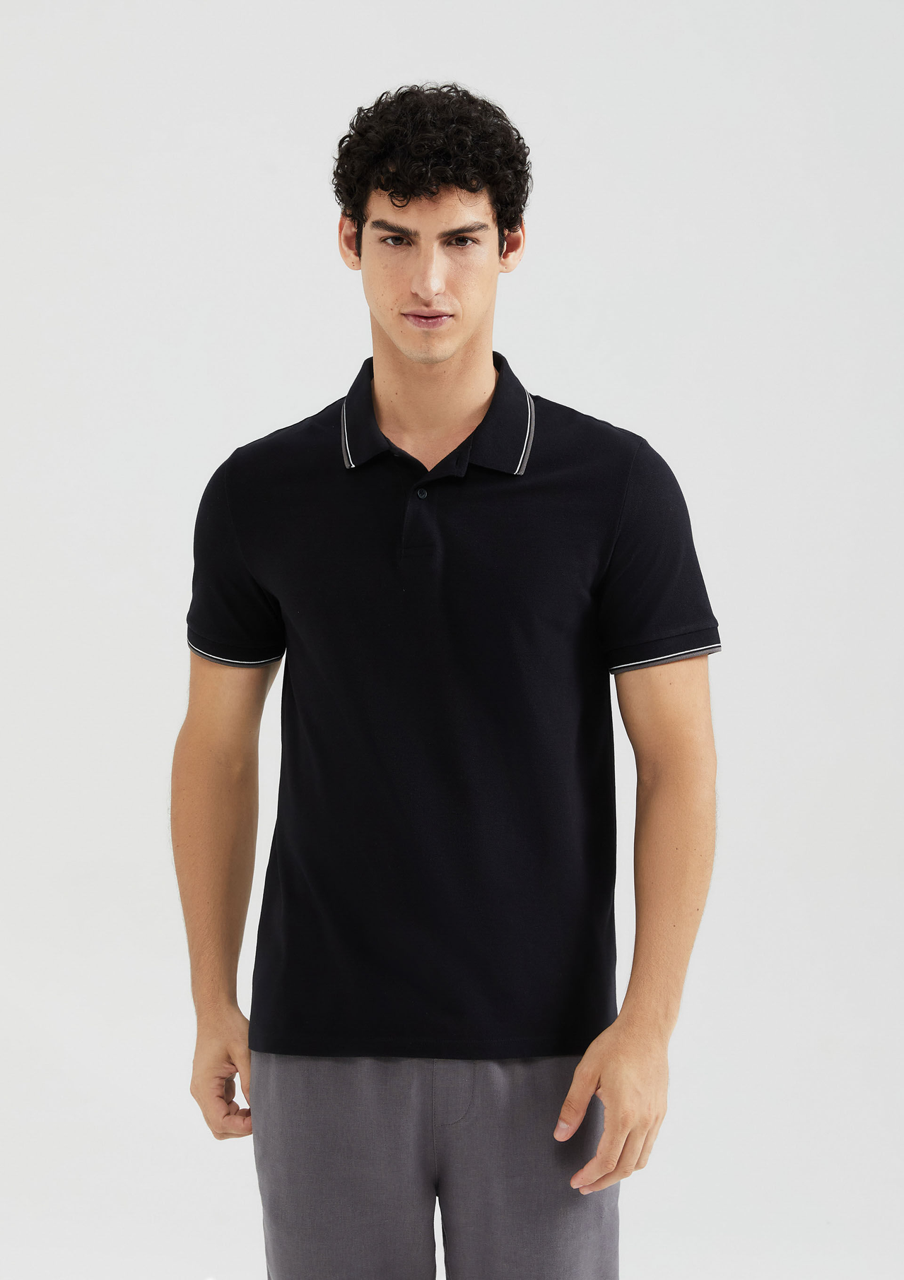 Camisa Polo Básica Preto Hering Manga Curta Em Piquet | ZZ MALL