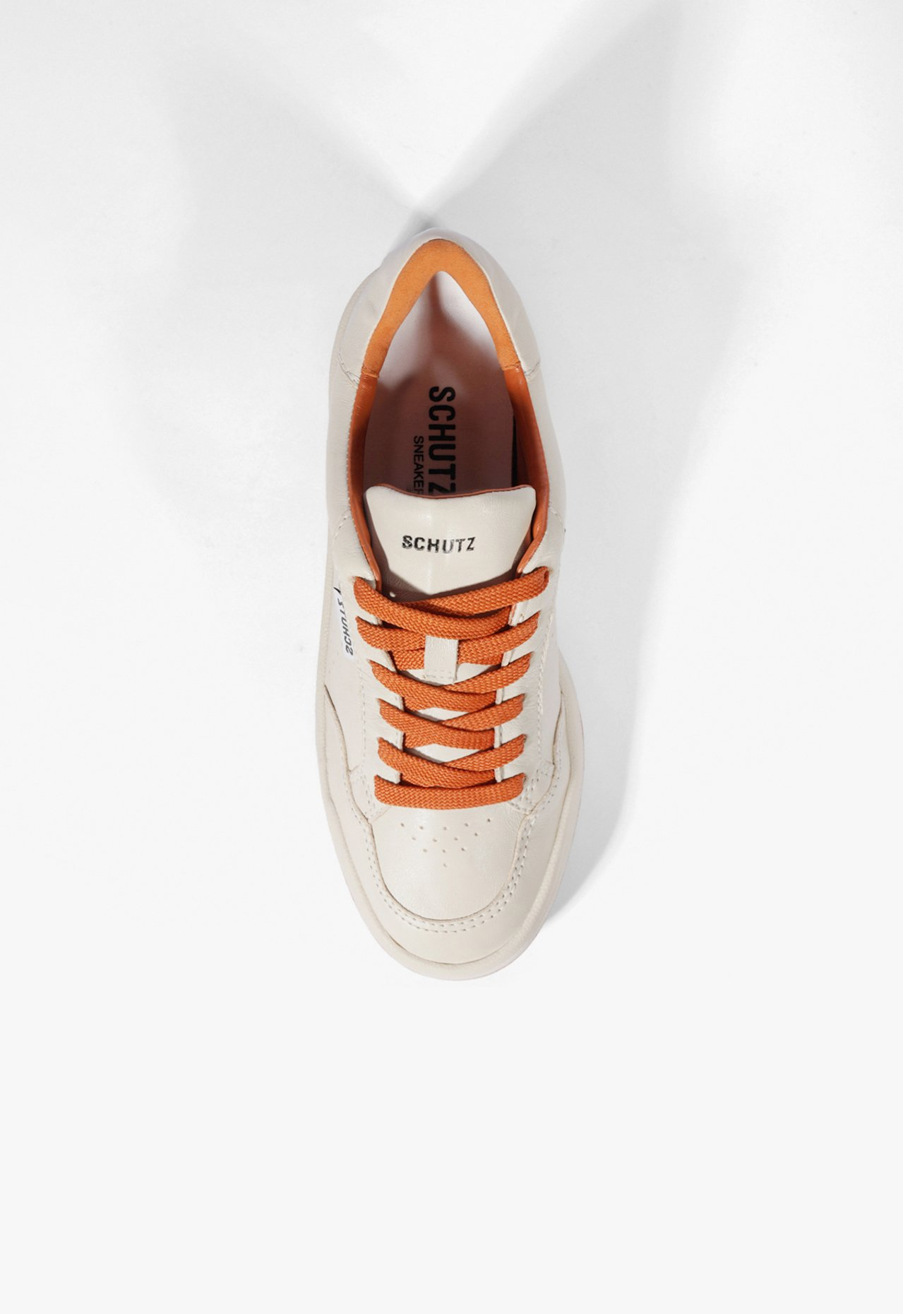 Tênis Off-white E Laranja Schutz Couro | ZZ MALL