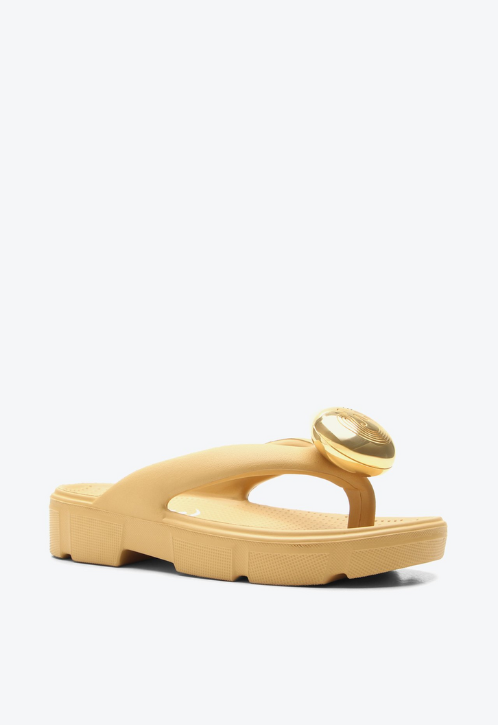 Flat Mirella Caramelo