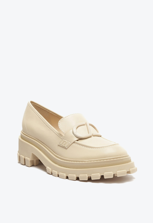 Sapato Mocassim Tratorado Couro Creme