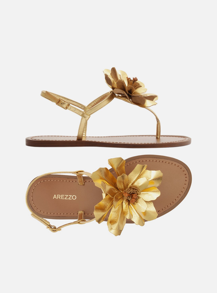 Sandália Rasteira Dourada Couro Slim Flor Marianne