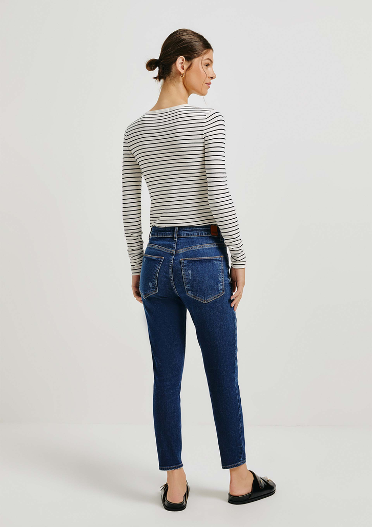 Calça Jeans Azul Escuro Hering Básica Feminina Cintura Média Skinny Com Puídos