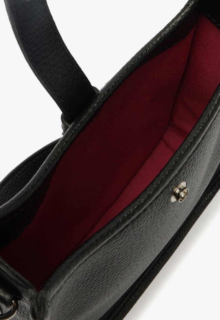 Bolsa Tiracolo Preta Arezzo Média Logo Perfurado