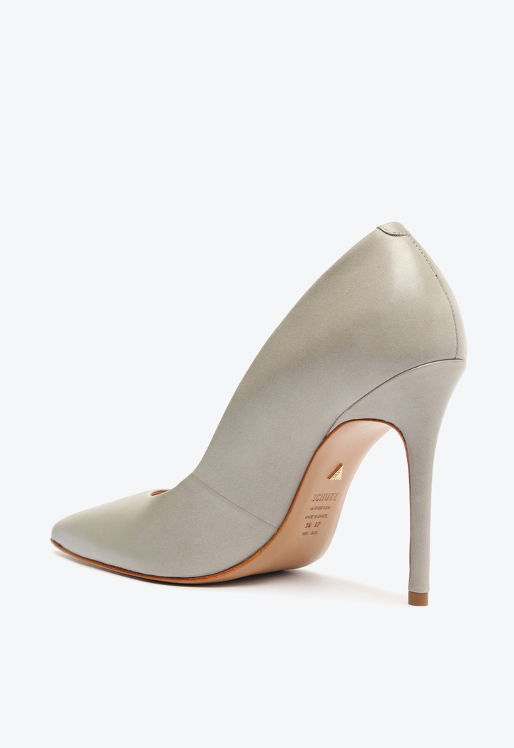 Sapato Scarpin Salto Fino Couro Cinza