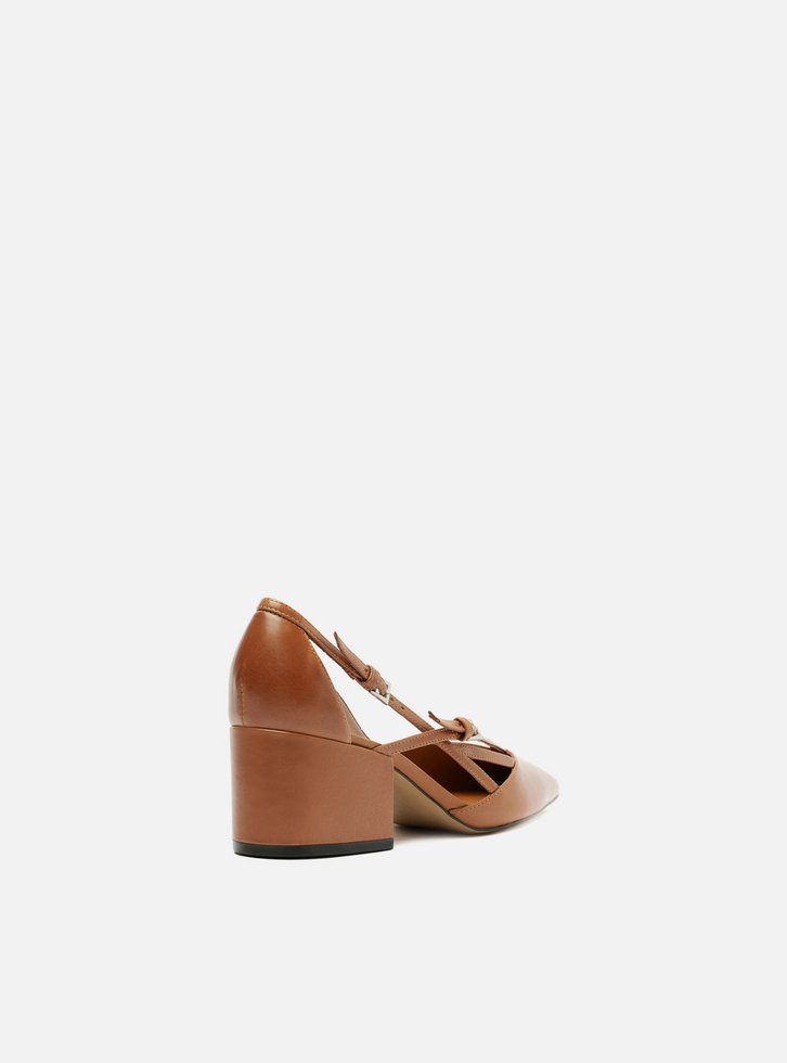Scarpin Marrom Couro Bloco Semi Aberto Fivelas