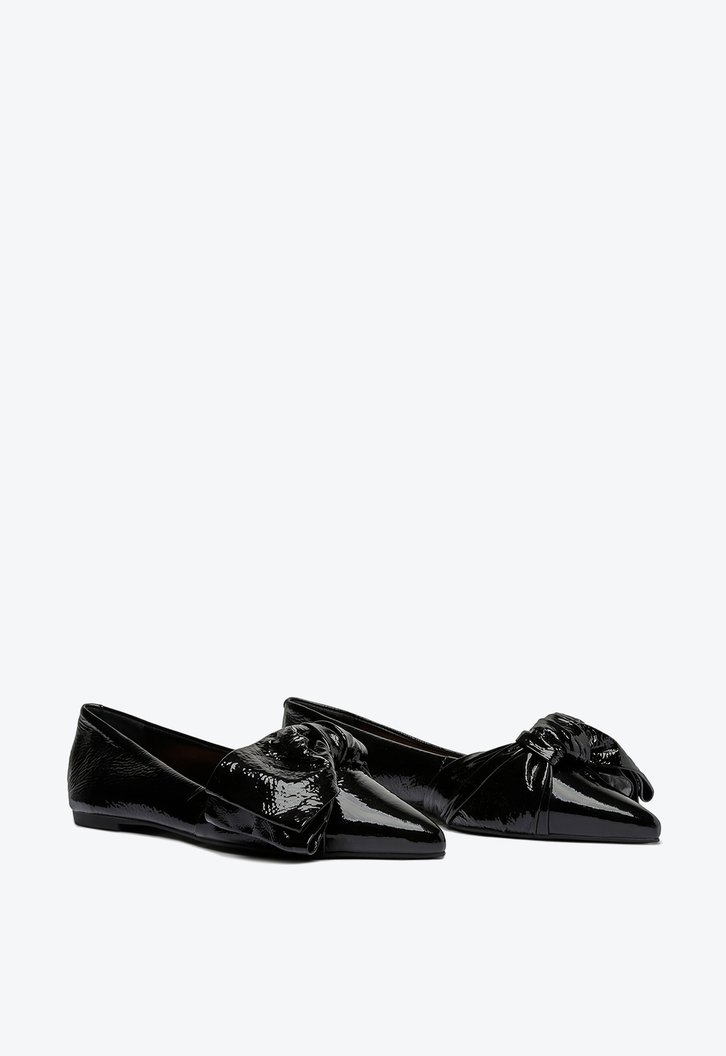 Sapatilha Verniz Laço Preto