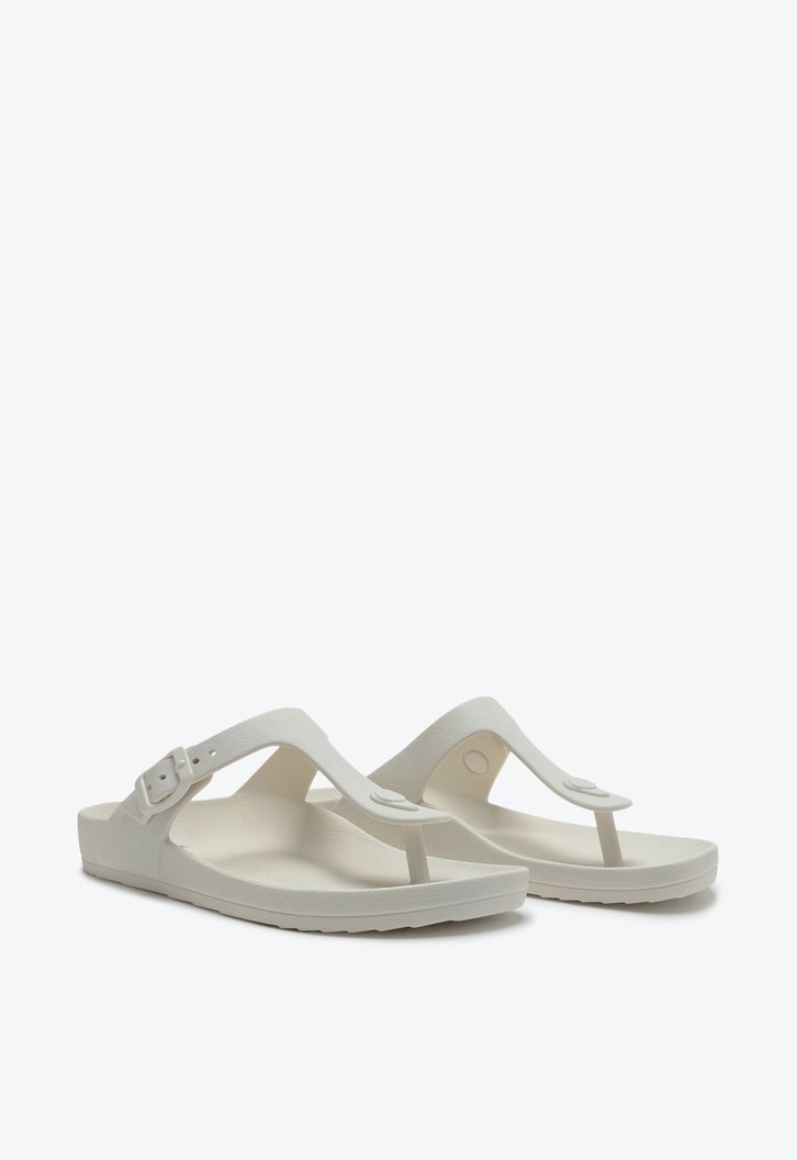 Chinelo Branca Tira Única Fivela