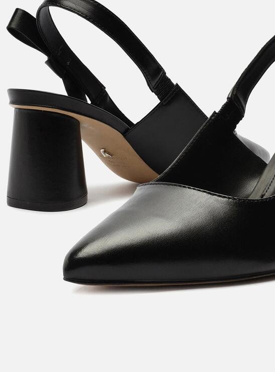 SCARPIN PRETO AREZZO COURO BLOCO SLINGBACK LAÇO