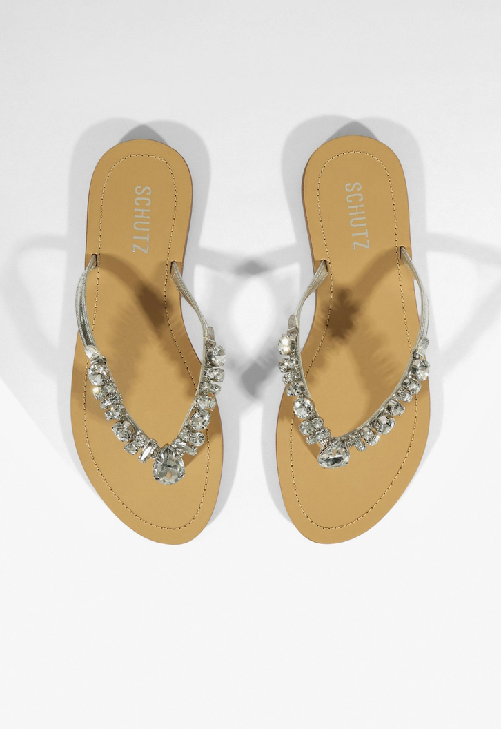 Chinelo Pedraria Nude