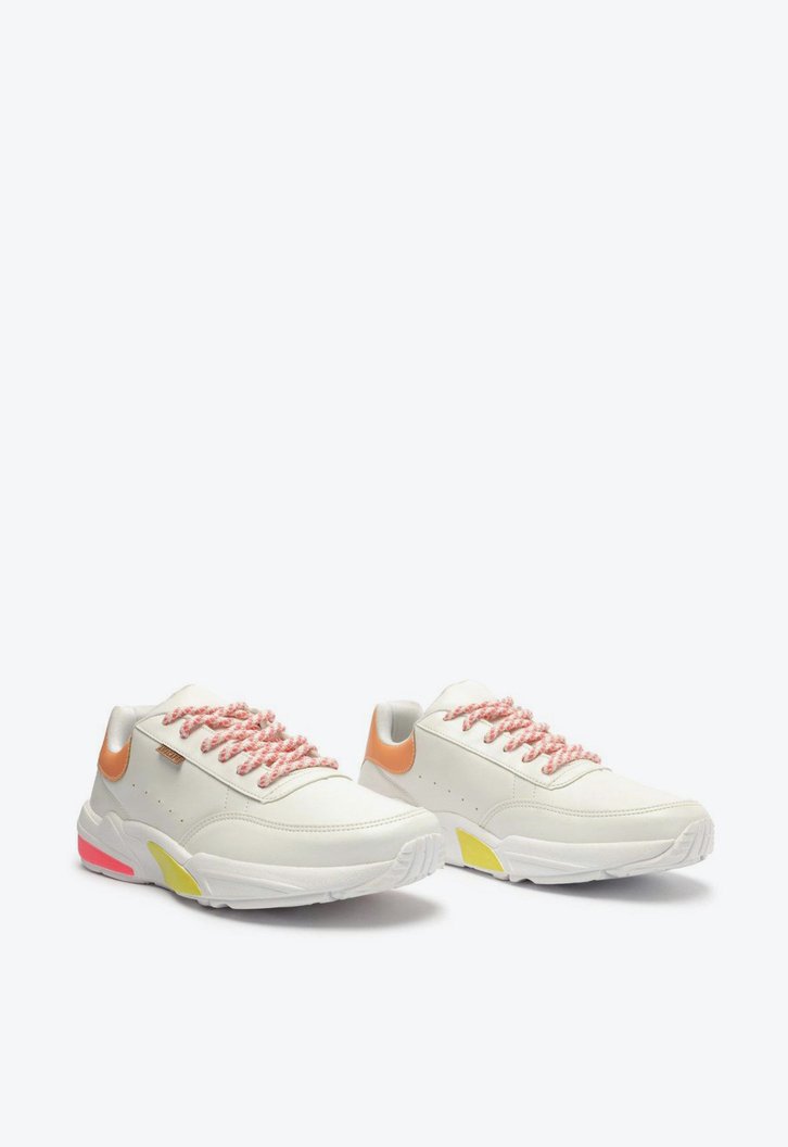 Tênis Branco Amarração Detalhe Multicolor Fun