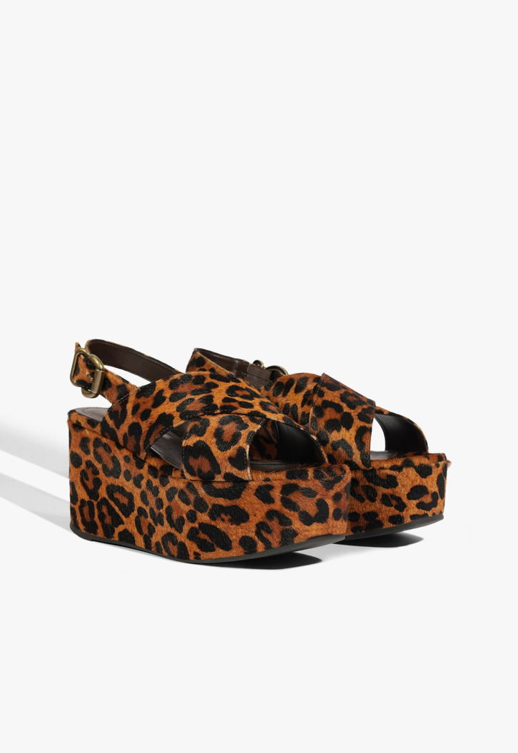 Sandália Plataforma Jennifer Couro Animal Print