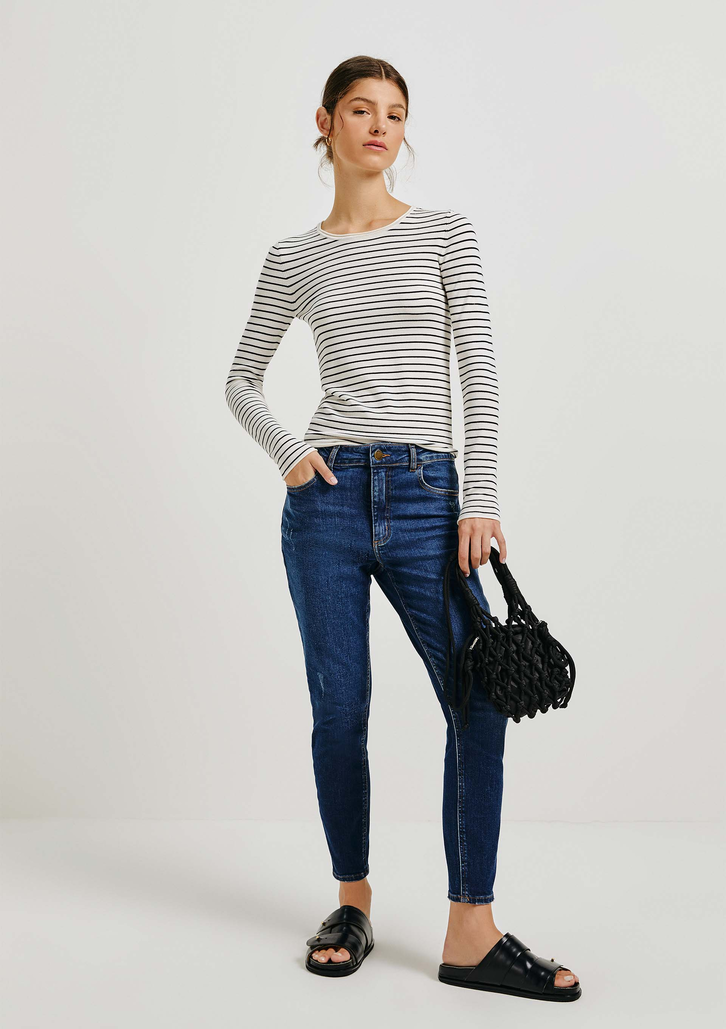 Calça Jeans Azul Escuro Hering Básica Feminina Cintura Média Skinny Com Puídos