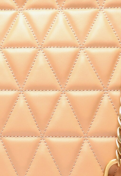 BOLSA TOTE AMÊNDOA SCHUTZ GRANDE NEW 944 COURO MATELASSÊ