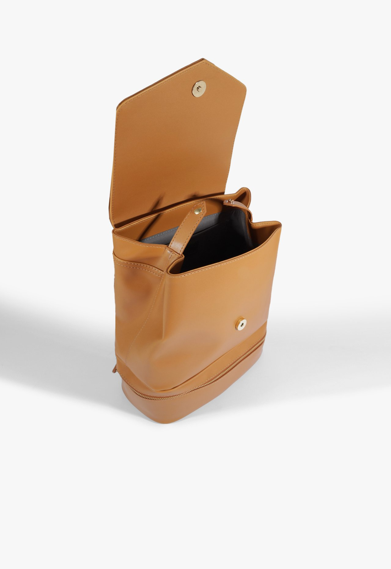 Mochila Tassy Marrom | ZZ MALL