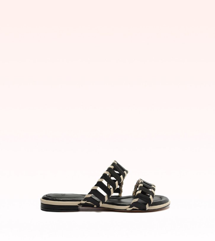 Claire Flat Black