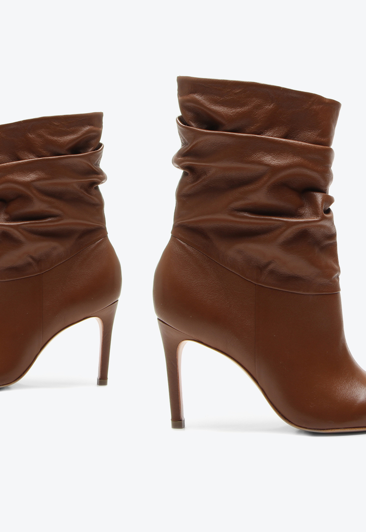 Bota Palma Marrom