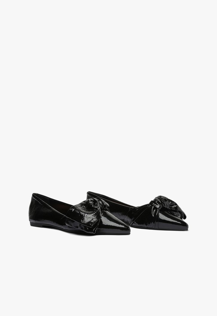 Sapatilha Verniz Laço Preto