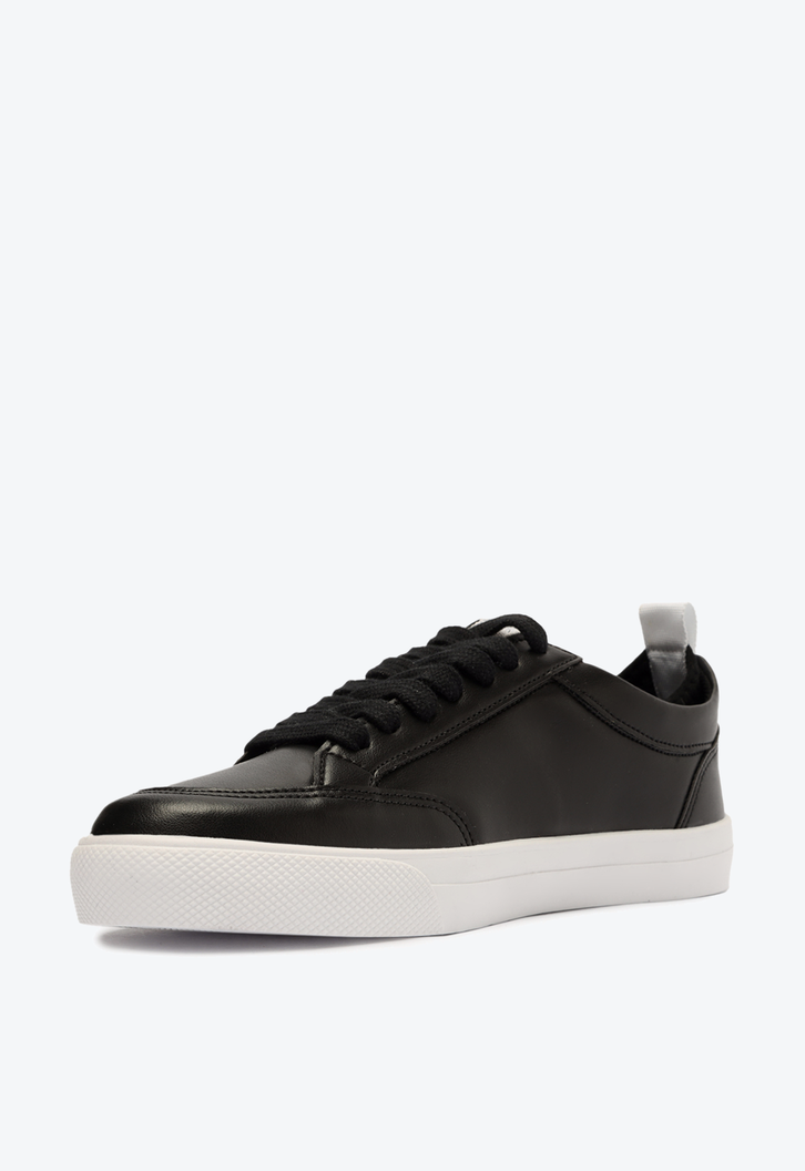 Tênis Preto E Branco Anacapri Versátil