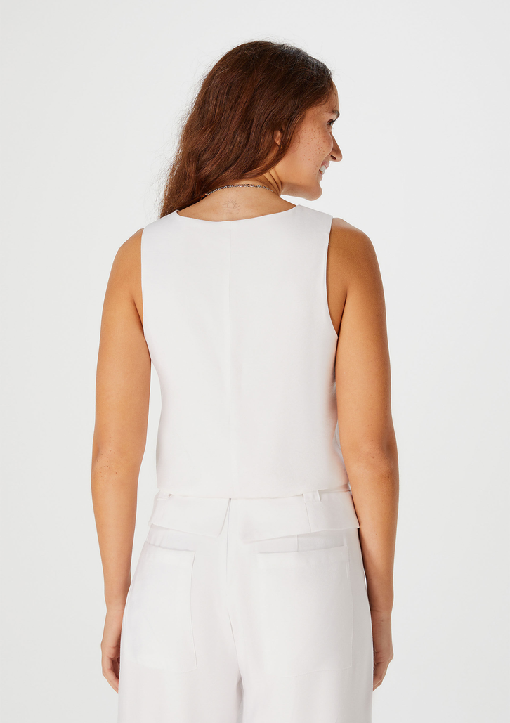 Colete Off-White Hering Em Alfaiataria