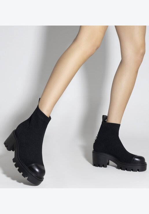 BOTA PRETA SCHUTZ THUNDER KNIT SALTO MÉDIO COURO