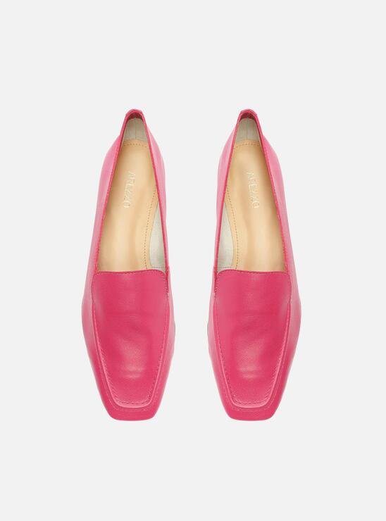MOCASSIM ROSA AREZZO COURO BICO QUADRADO COSTURAS