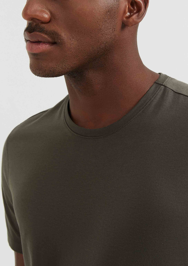 Camiseta Básica Verde Militar Hering Masculina Manga Curta Pima