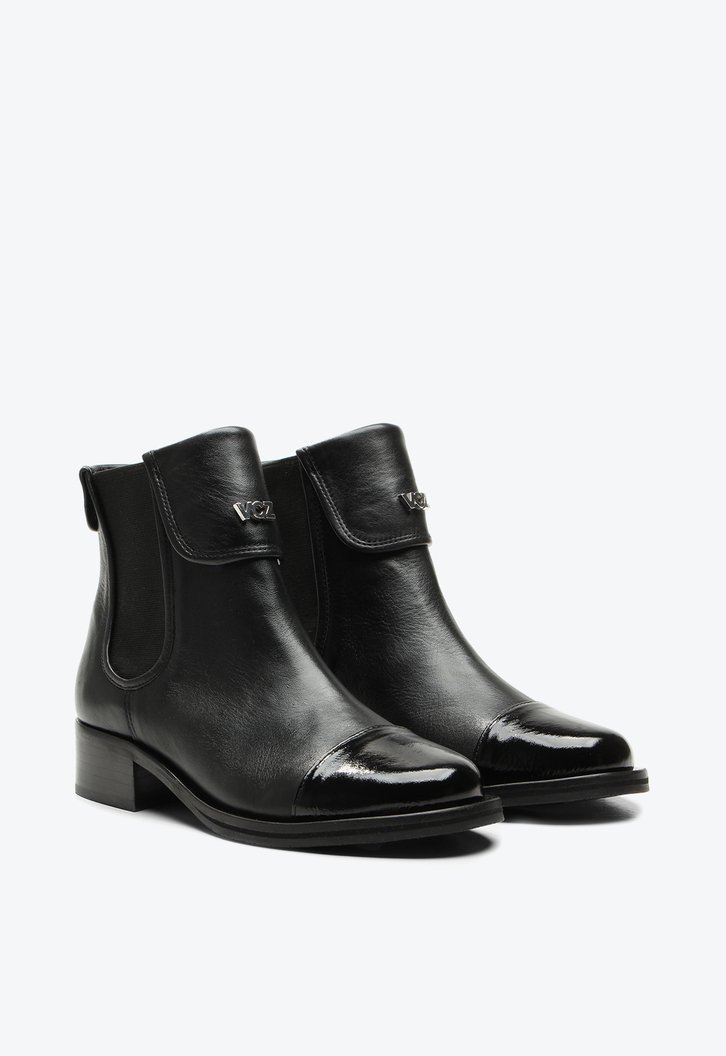 Bota Newport Preto