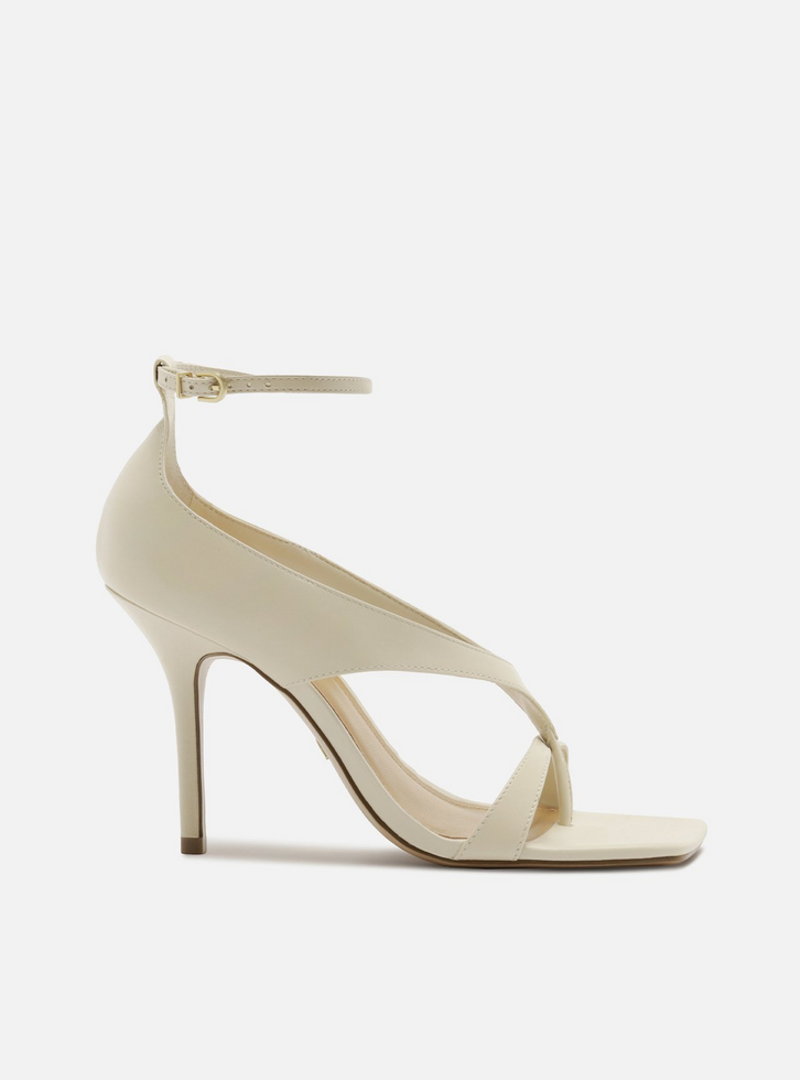 Sandália Off White Couro Salto Alto Thong Fechada