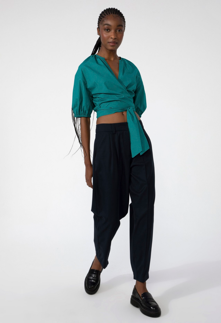 Top Cropped Maya Verde